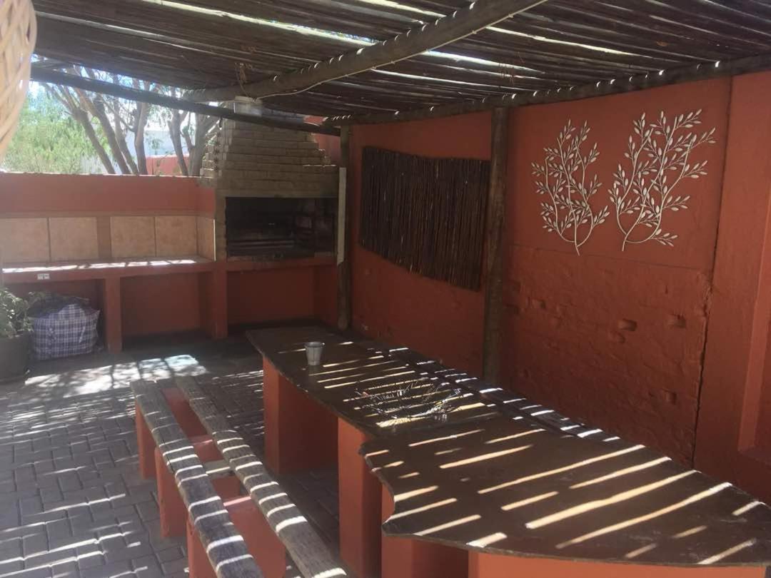 Larochelle Guesthouse Keetmanshoop Exterior foto
