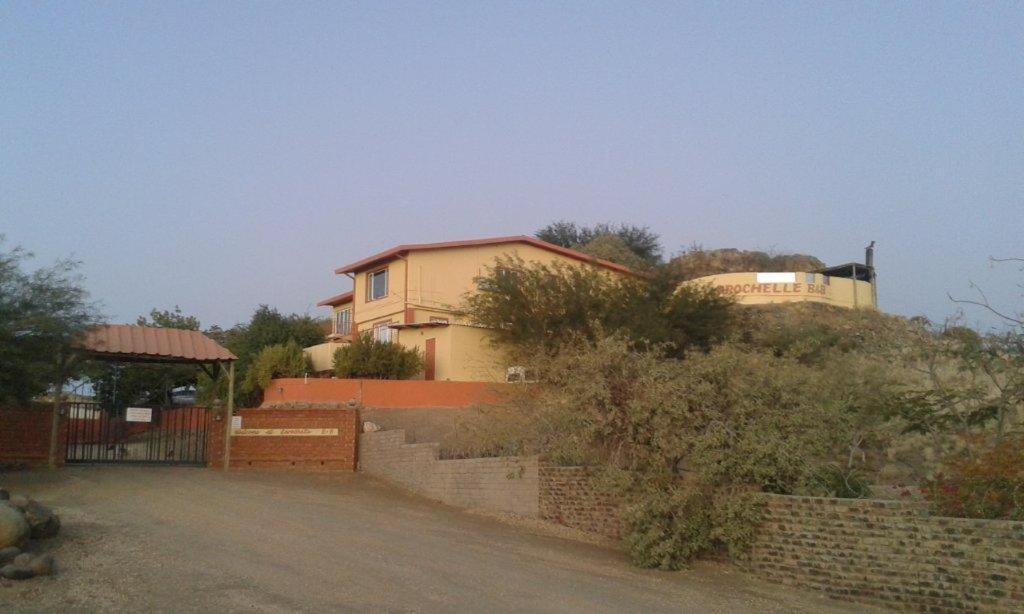 Larochelle Guesthouse Keetmanshoop Exterior foto